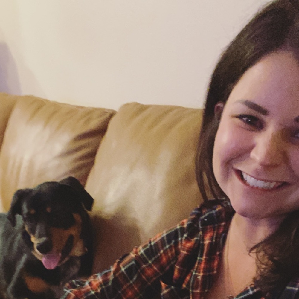 Meet your Posher, Alicia